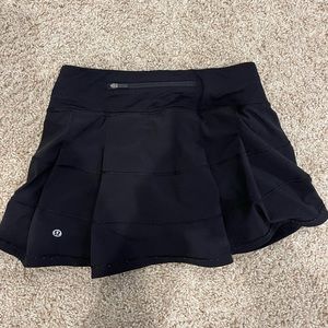 Lululemon Size 2 Black Pace Rival Skirt